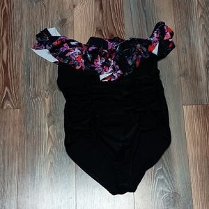 Torrid One Piece Swimsuit Size 0